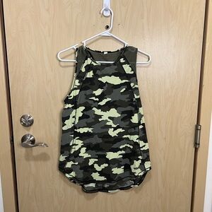 Lululemon Sculpt Tank in Heritage 365